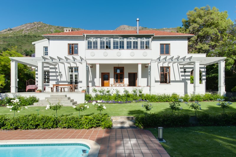 de swardt house - front facade #1